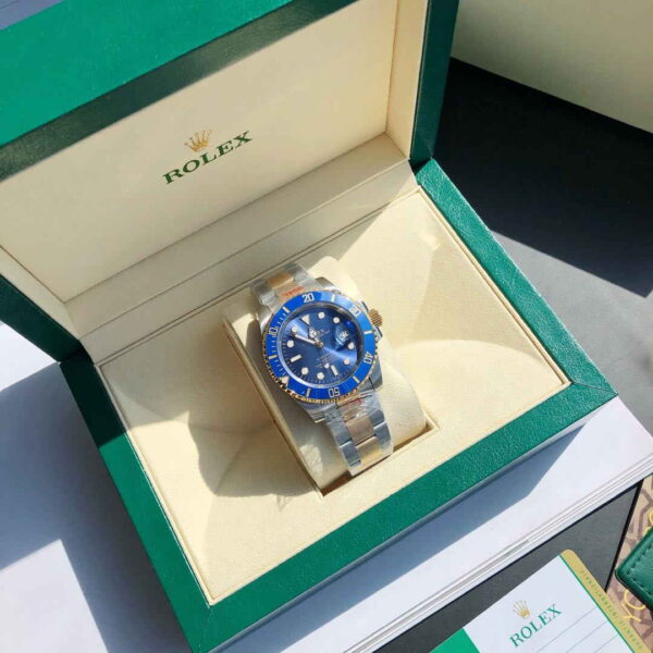 Rolex SUBMARINER DATE - Image 2