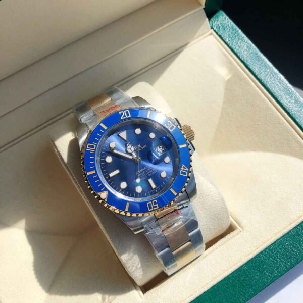 Rolex SUBMARINER DATE - Image 9
