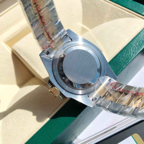 Rolex SUBMARINER DATE - Image 4