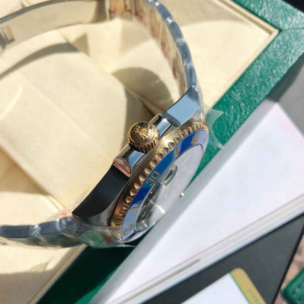 Rolex SUBMARINER DATE - Image 3