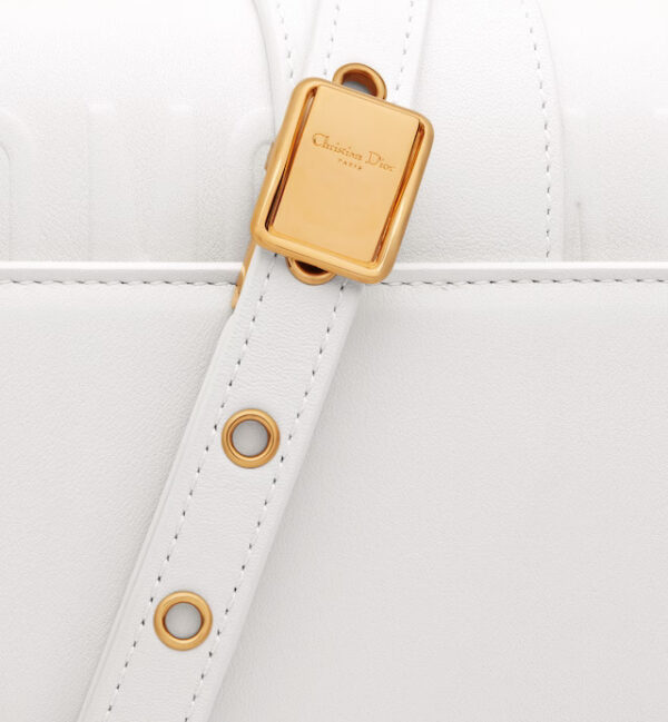 30 MONTAIGNE EAST-WEST BAG WITH CHAIN - Image 12
