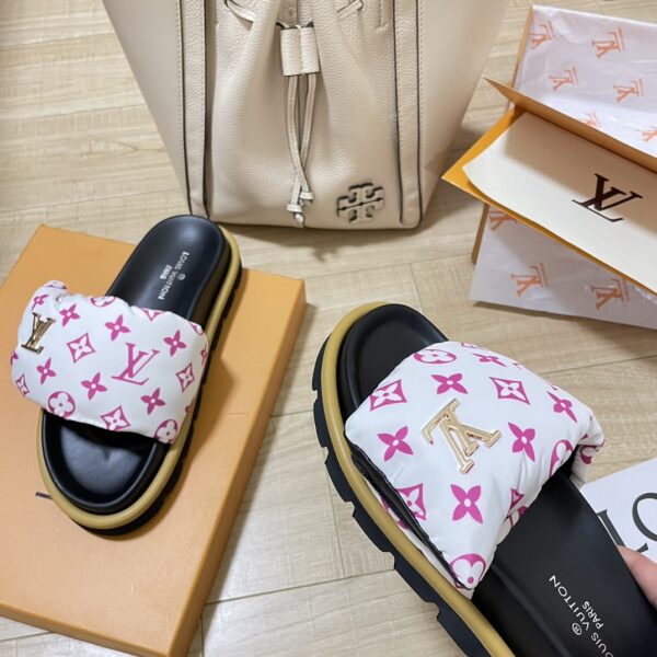 LV Pool Pillow Flat Comfort Mule - Image 32