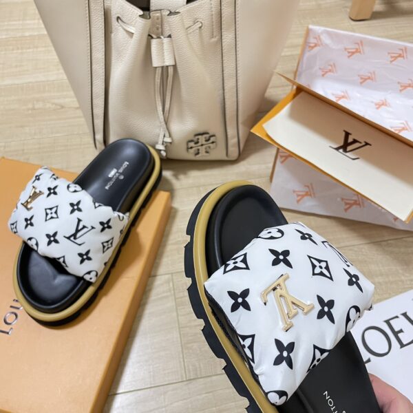 LV Pool Pillow Flat Comfort Mule - Image 12