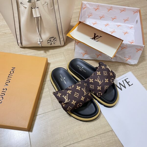 LV Pool Pillow Flat Comfort Mule - Image 7