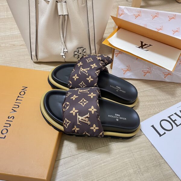 LV Pool Pillow Flat Comfort Mule - Image 4