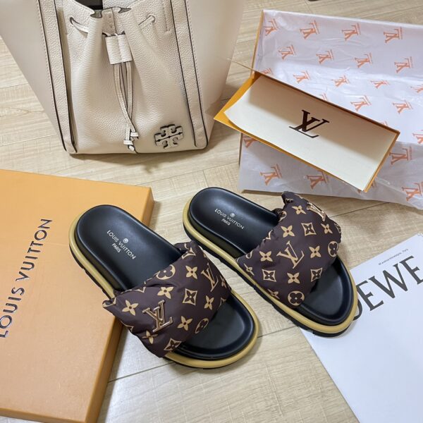 LV Pool Pillow Flat Comfort Mule - Image 2