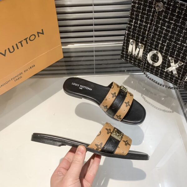 LV Lock It Mule - Image 30