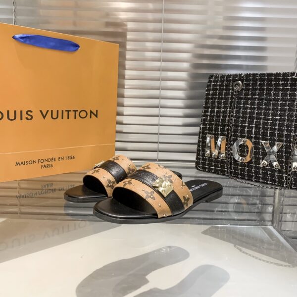 LV Lock It Mule - Image 29