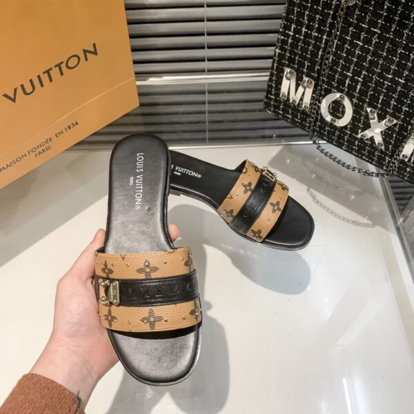 LV Lock It Mule - Image 27
