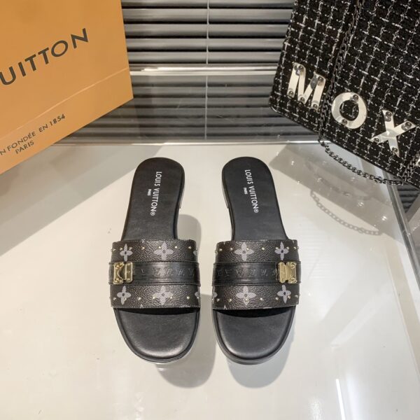 LV Lock It Mule - Image 26