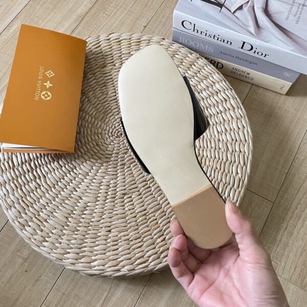 LV Revival Flat Mule - Image 5