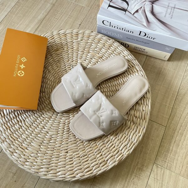 LV Revival Flat Mule - Image 7