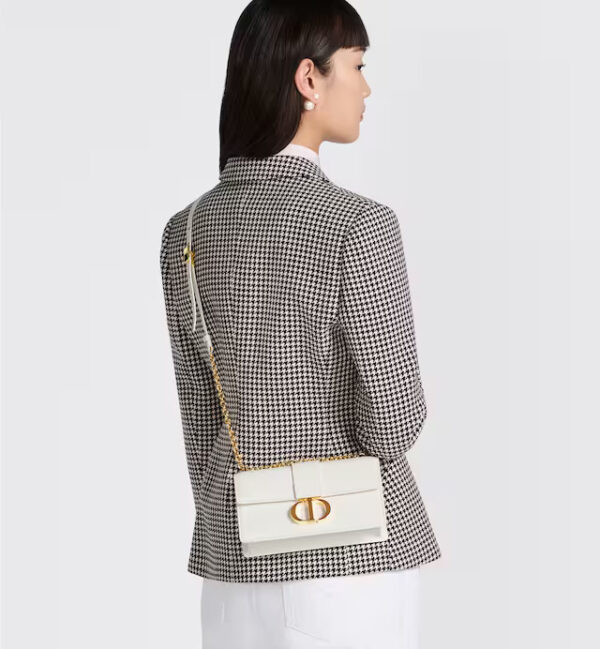 30 MONTAIGNE EAST-WEST BAG WITH CHAIN - Image 13