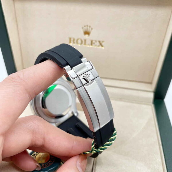 Rolex YACHT-MASTER 42 - Image 4