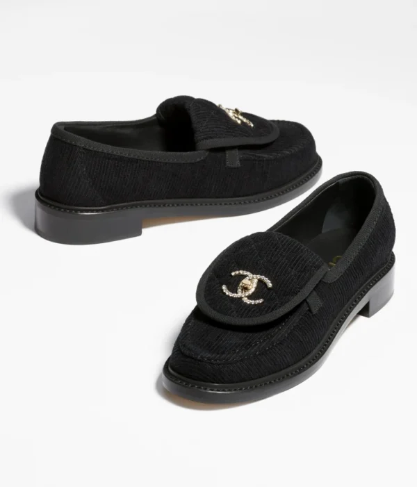 CHANEL LOAFERS - Image 2