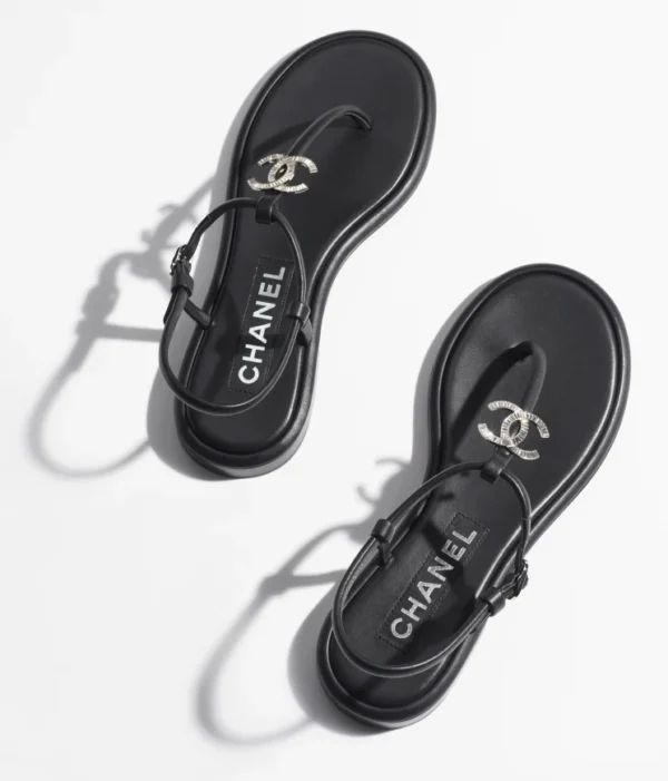 CHANEL SANDALS - Image 3