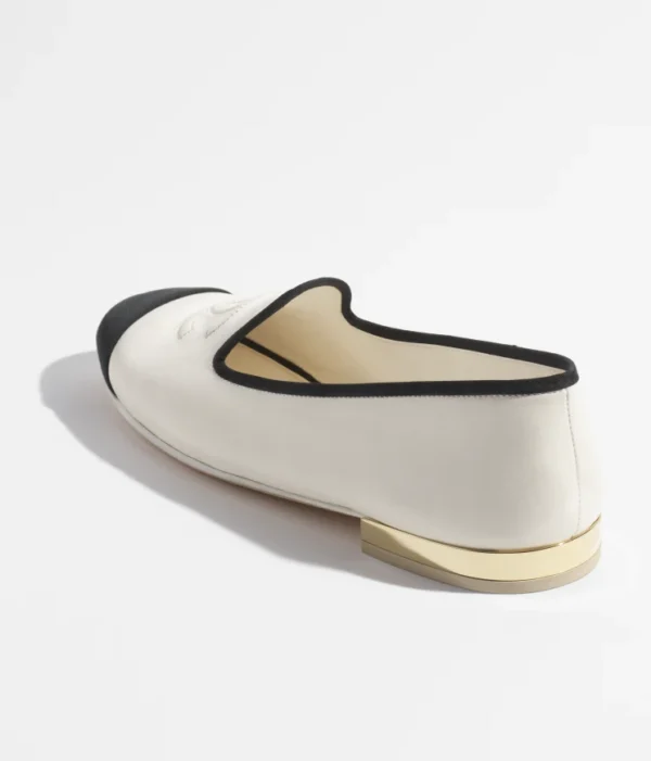 CHANEL LOAFERS - Image 2