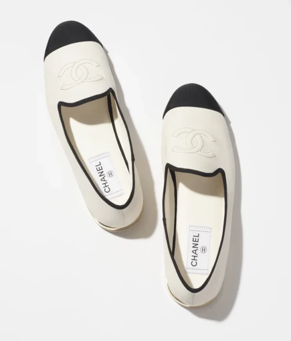 CHANEL LOAFERS - Image 4