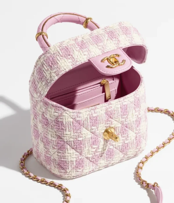 CHANEL SMALL VANITY CASE - Image 3