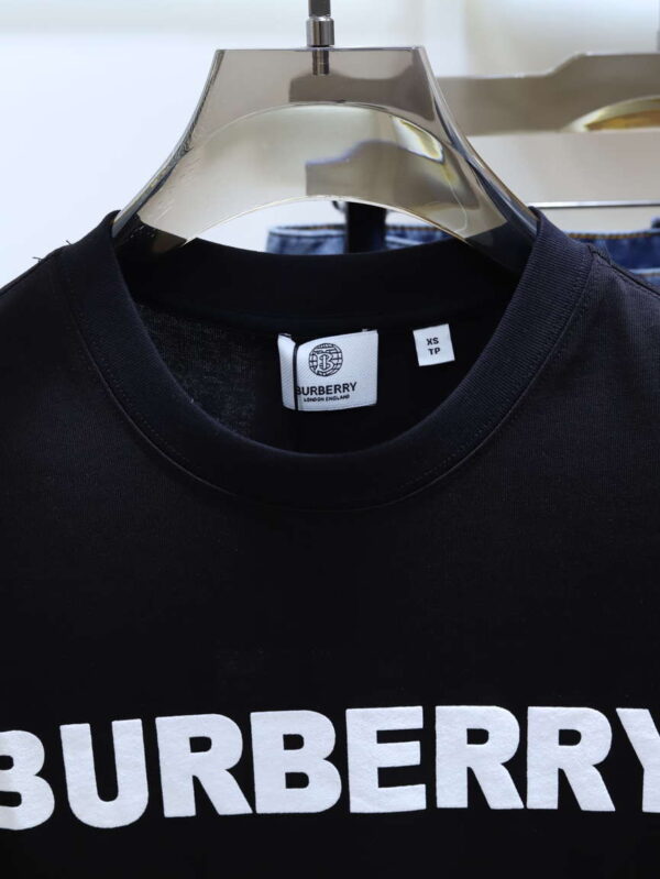 Burberry Logo Print Cotton T-shirt - Image 9
