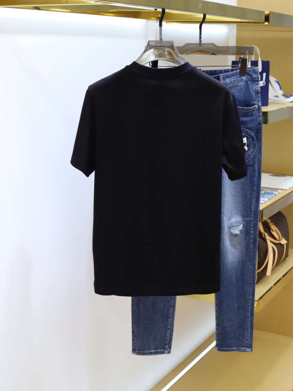 Burberry Logo Print Cotton T-shirt - Image 12
