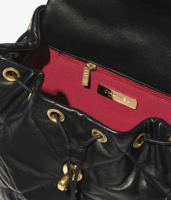 CHANEL 19 BACKPACK - Image 4