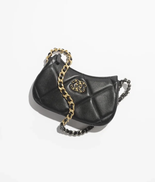 CHANEL 19 CLUTCH WITH CHAIN