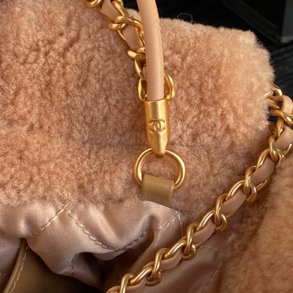 CHANEL 22 Mini Handbag AS3980 - Image 12