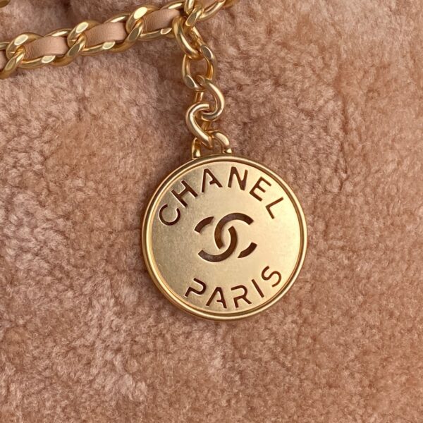 CHANEL 22 Mini Handbag AS3980 - Image 8