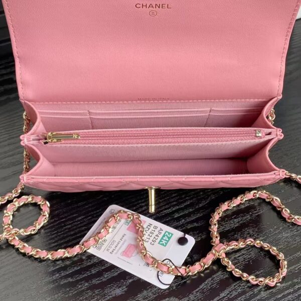 CHANEL Clutch with Chain - Image 11