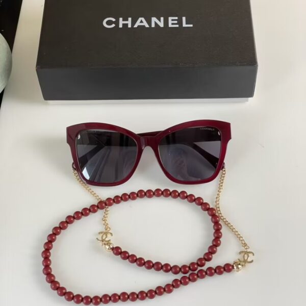 CHANEL SQUARE SUNGLASSES - Image 5