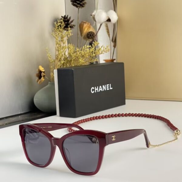 CHANEL SQUARE SUNGLASSES - Image 6