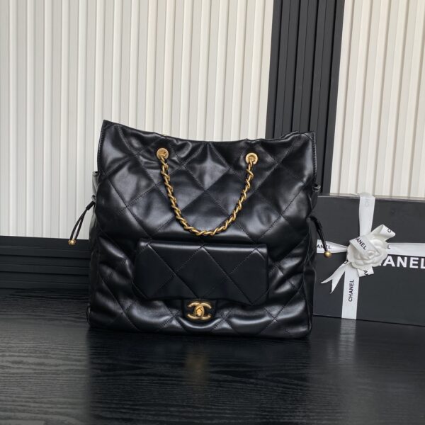 CHANEL Shopping Bag AS5315 - Image 22