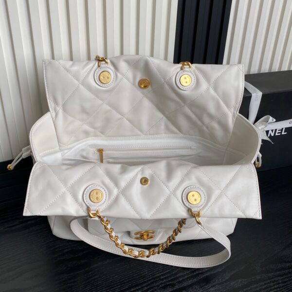 CHANEL Shopping Bag AS5315 - Image 7