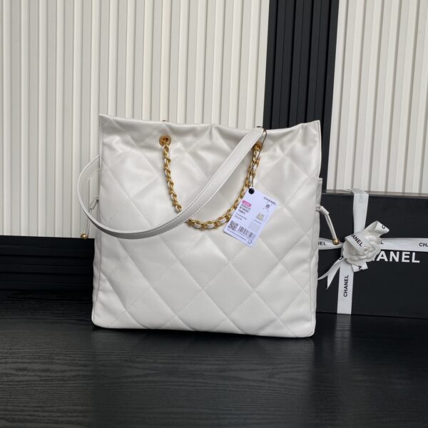 CHANEL Shopping Bag AS5315 - Image 6