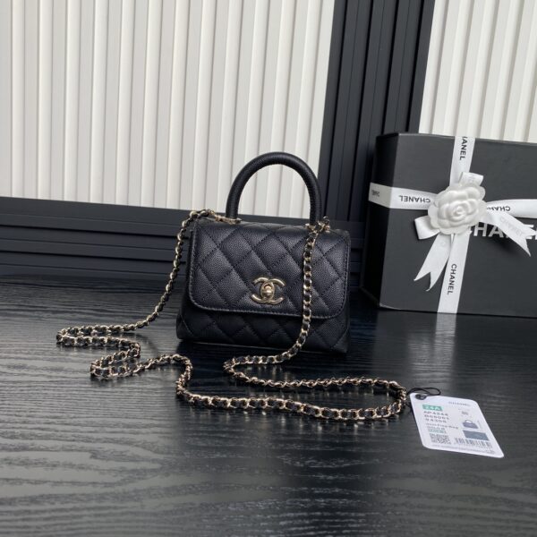 CHANEL Clutch with Chain AP4244 - Image 2