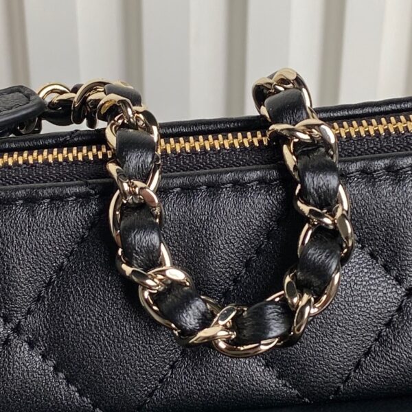 CHANEL Clutch with Chain AP4348 - Image 18