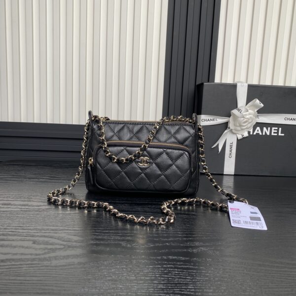 CHANEL Clutch with Chain AP4348 - Image 13