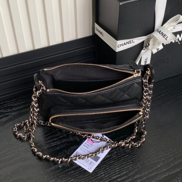 CHANEL Clutch with Chain AP4348 - Image 15