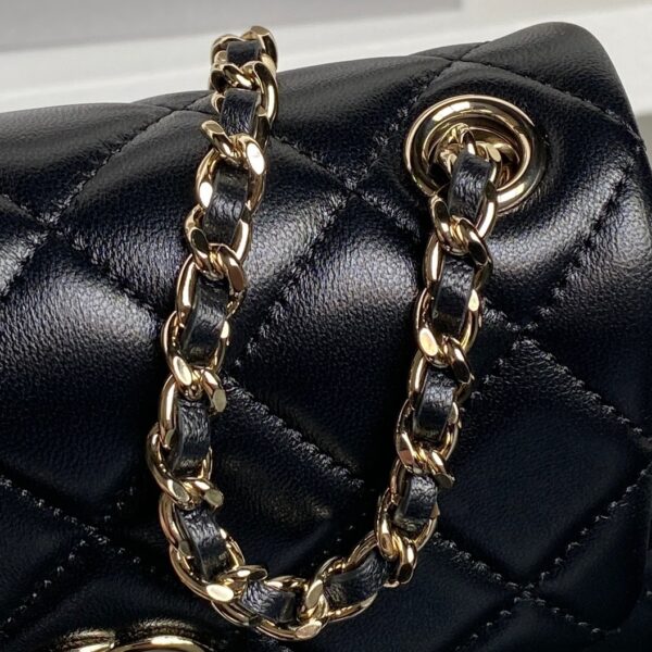 CHANEL Clutch with Chain AP4593 - Image 5