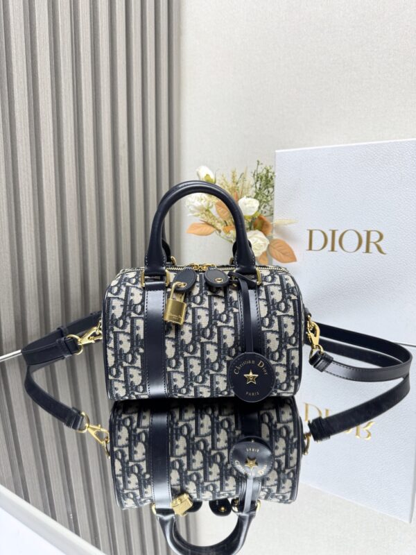 Dior Groove 20 Bag - Image 9