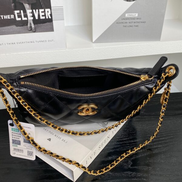 CHANEL Hobo Handbag AS5528 - Image 9