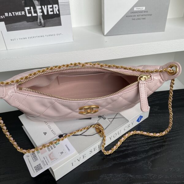CHANEL Hobo Handbag AS5528 - Image 17