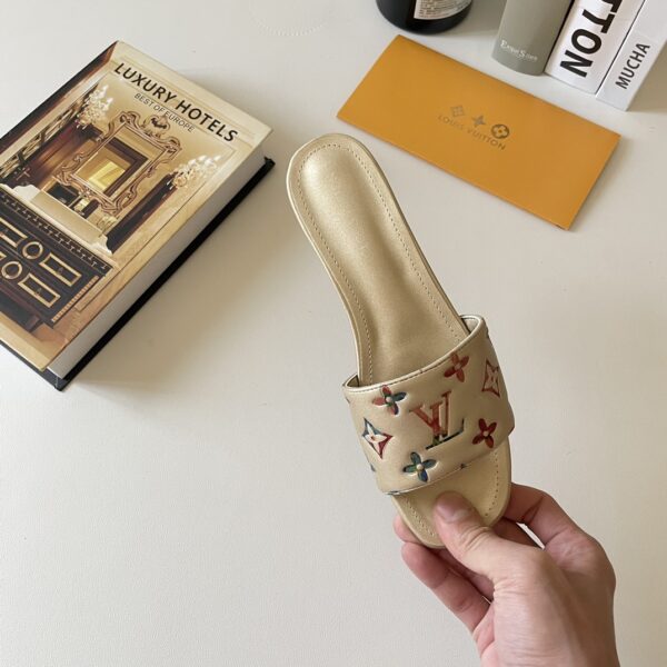 LV Revival Flat Mule - Image 10