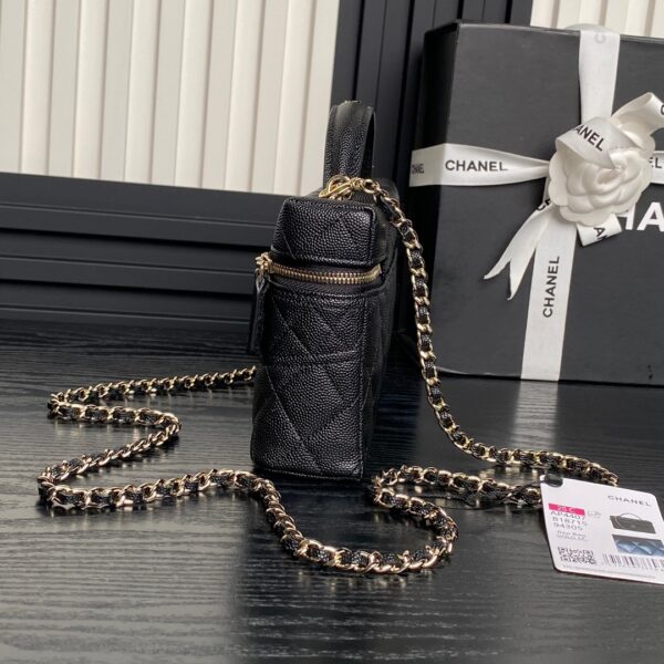 CHANEL Long Vanity with Chain AP4407 - Image 16