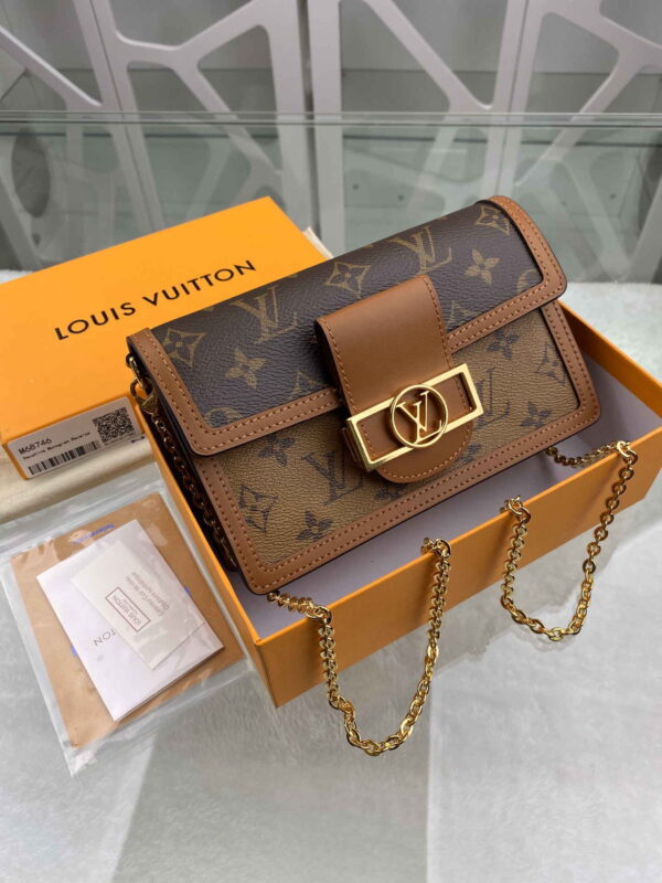 Dauphine Chain Wallet M68746 - Image 4