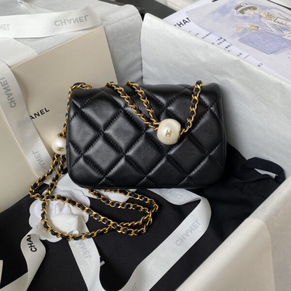 CHANEL MINI FLAP BAG - Image 6