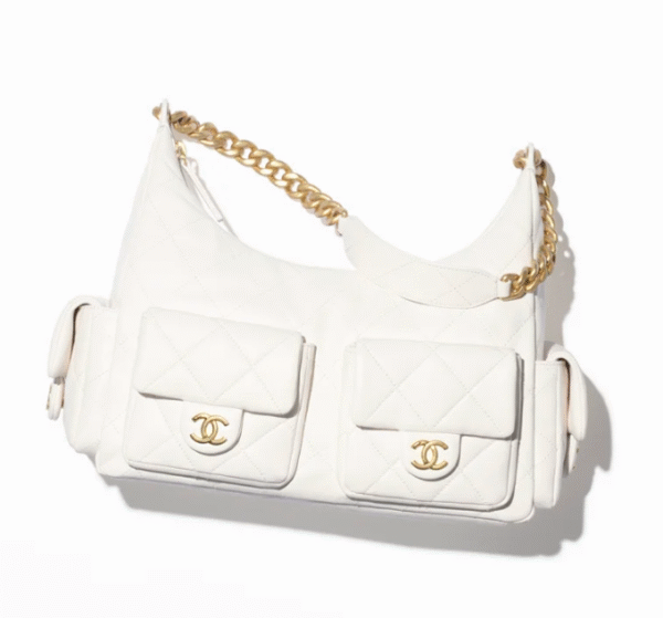 CHANEL Maxi Hobo Bag AS5302