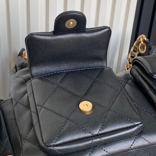 CHANEL Maxi Hobo Bag AS5302 - Image 14