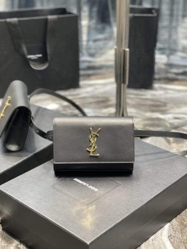KATE BELT BAG IN GRAIN DE POUDRE-EMBOSSED LEATHER - Image 2